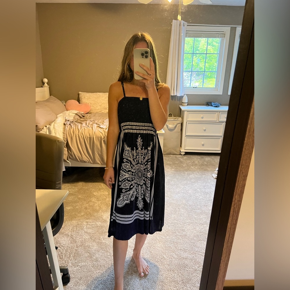 Patterned midi dress